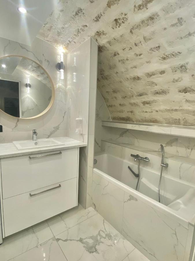 Appartement Republique Paris Luaran gambar