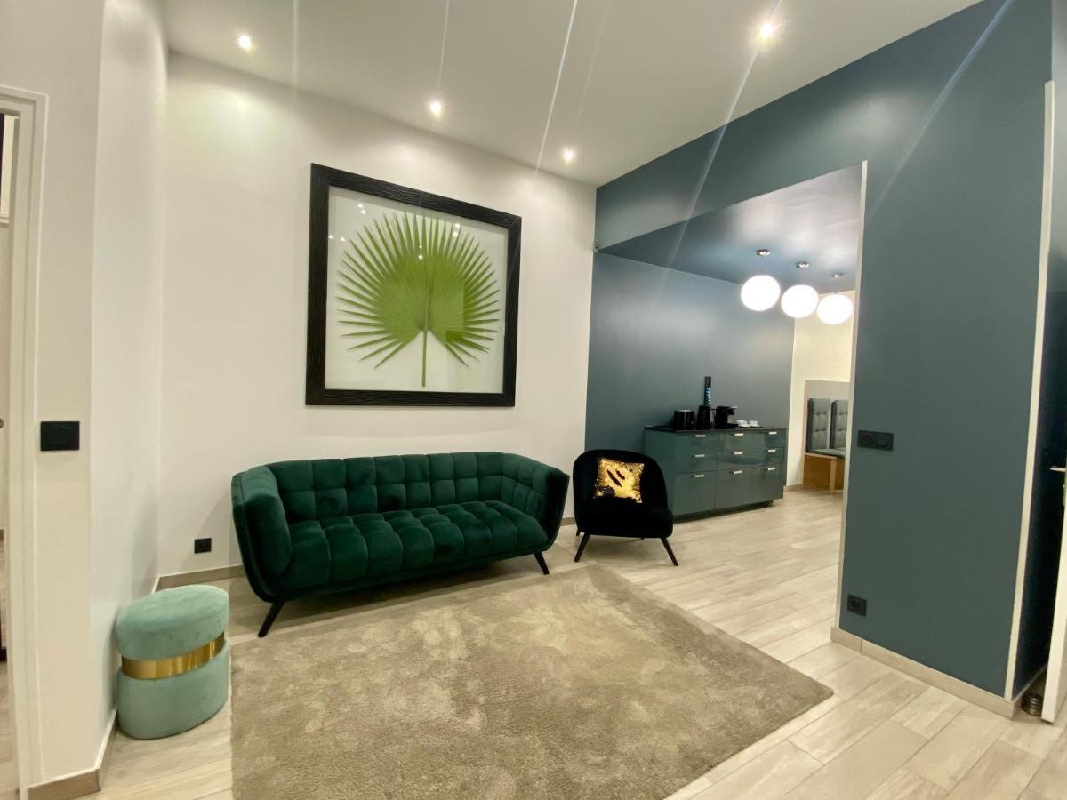 Appartement Republique Paris Luaran gambar